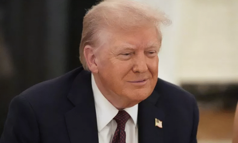 Donald Trump’s Approval Rating Flips With White Voters Donald Trump’s Approval Rating Flips With White Voters